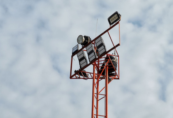 LED High Mast Light Standards LED aukšti stiebo šviesos standartai